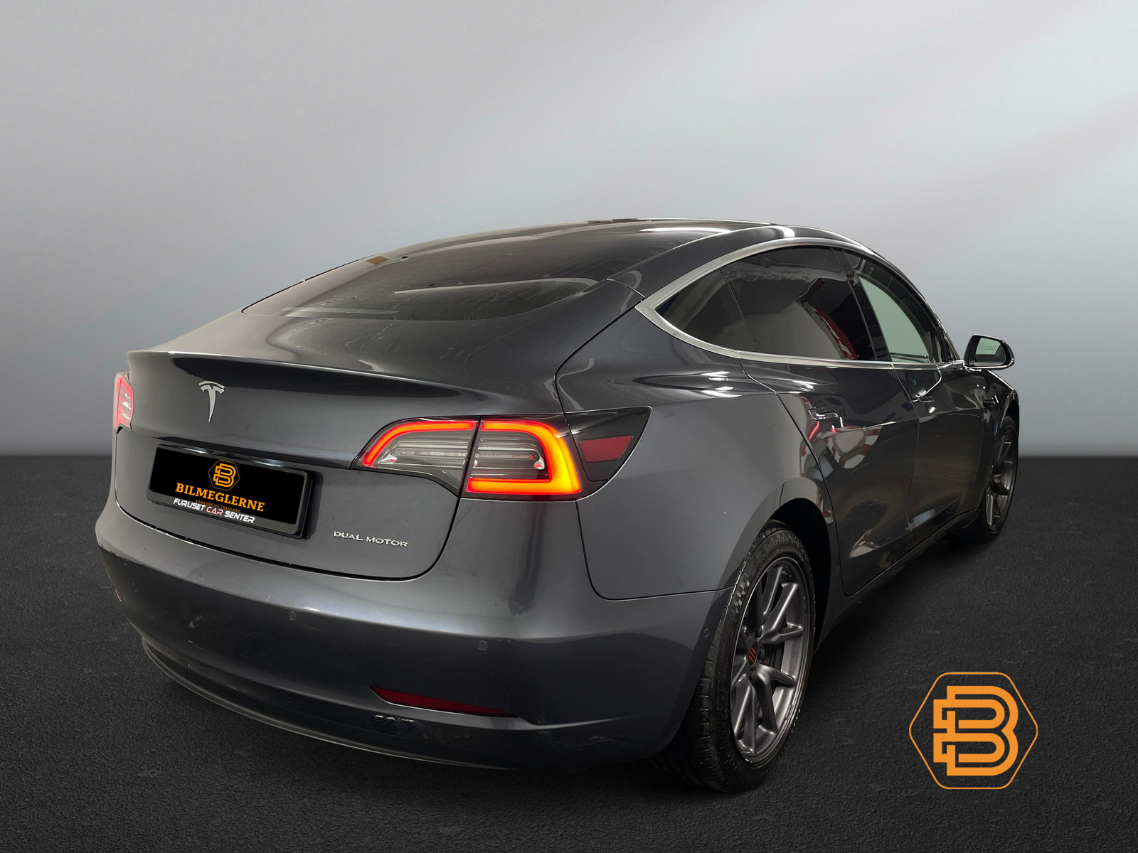Tesla Model 3   image14