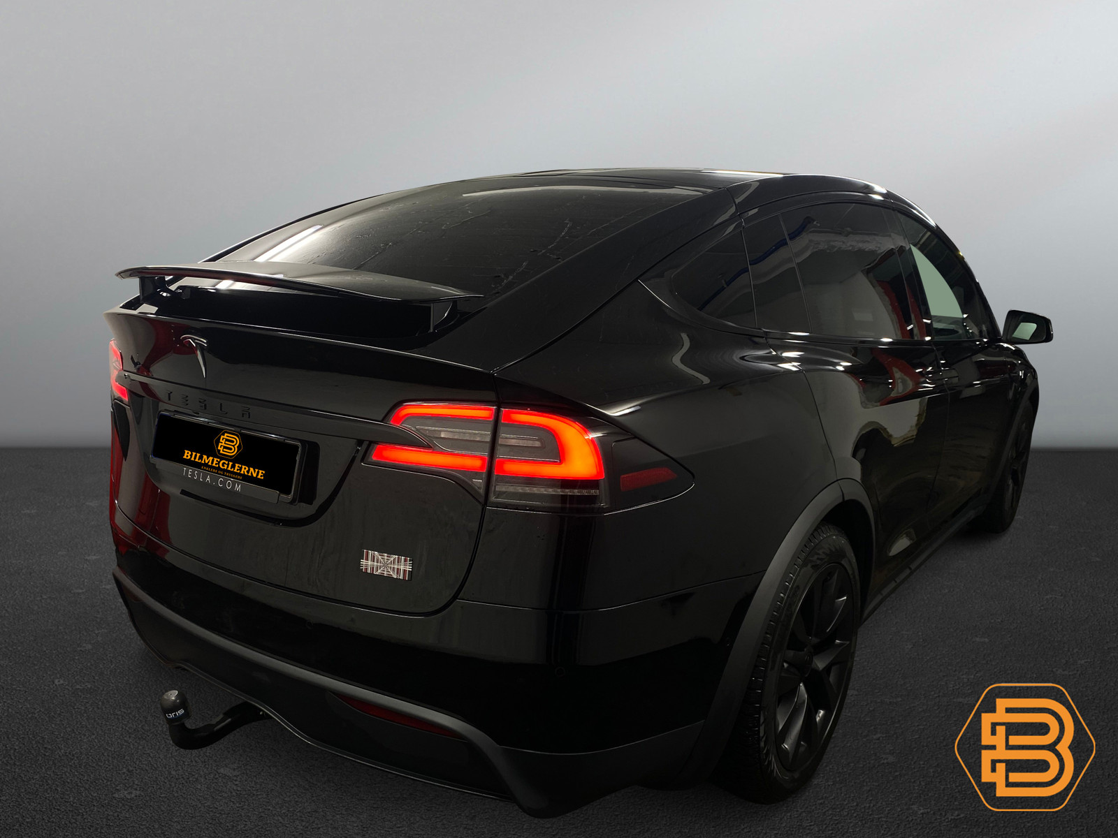 Tesla Model X   image14