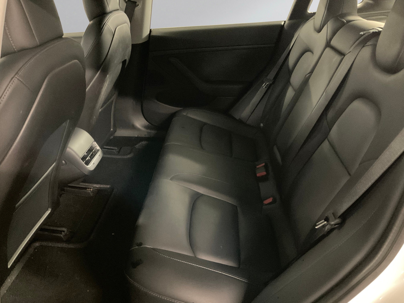 Tesla Model 3   image15