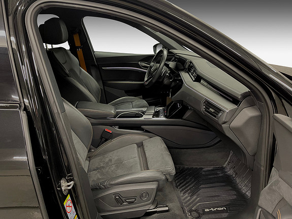 Audi E-tron   image15