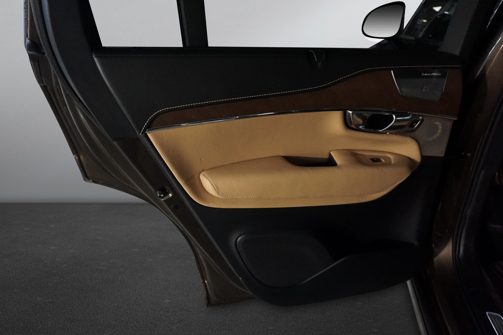 Volvo XC90   image15