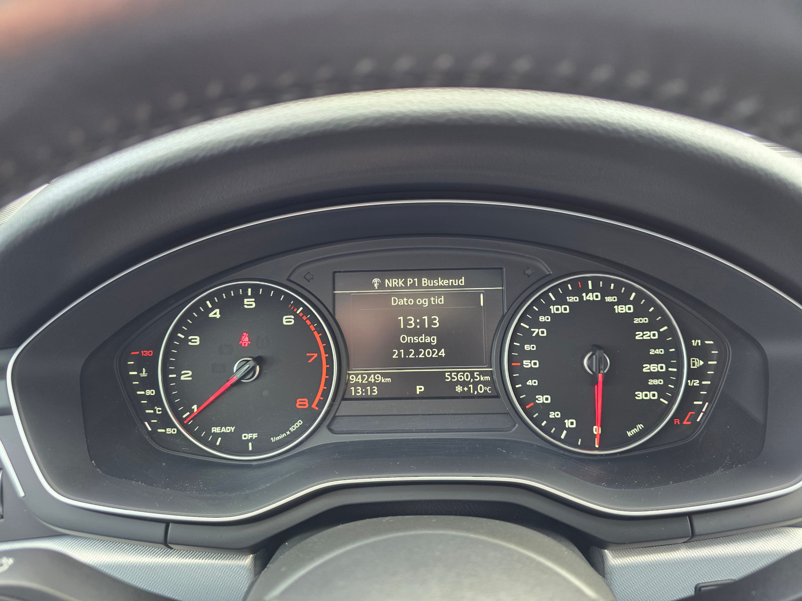 Audi A4   image16