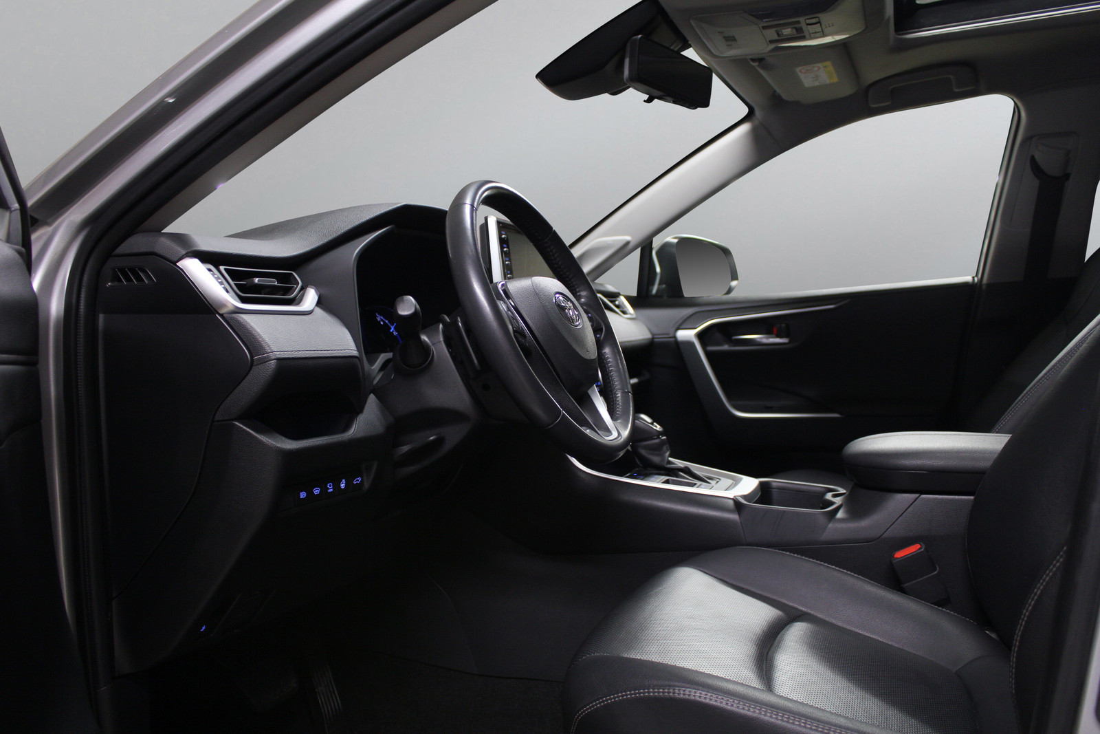 Toyota RAV4   image16