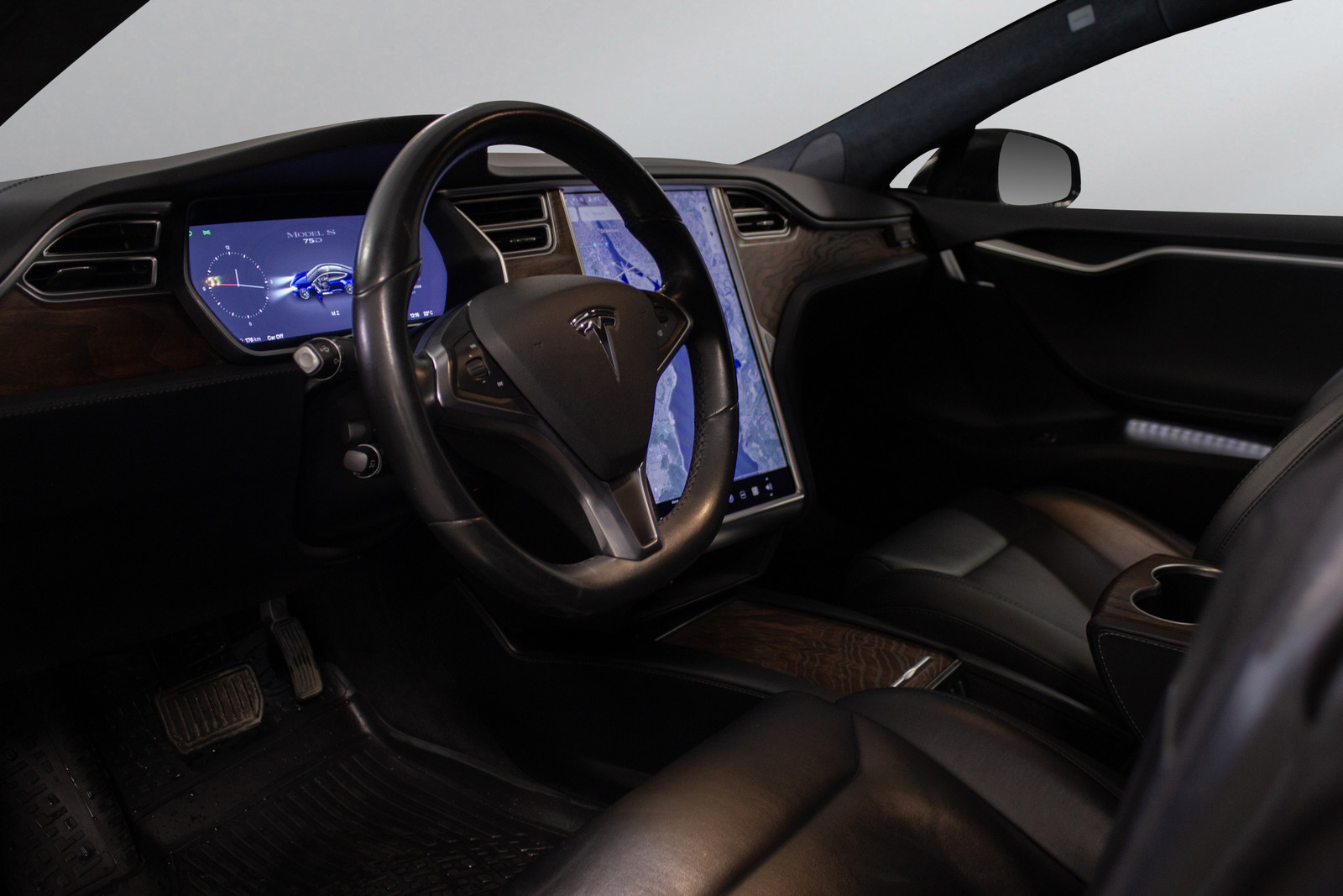 Tesla Model S   image16