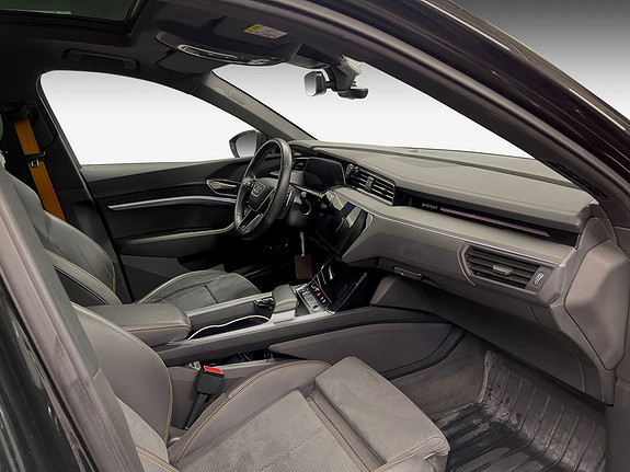 Audi E-tron   image16