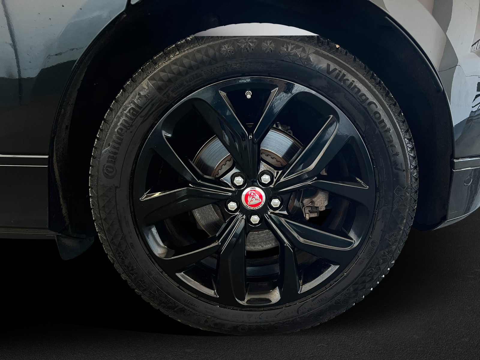 Jaguar I-PACE   image17