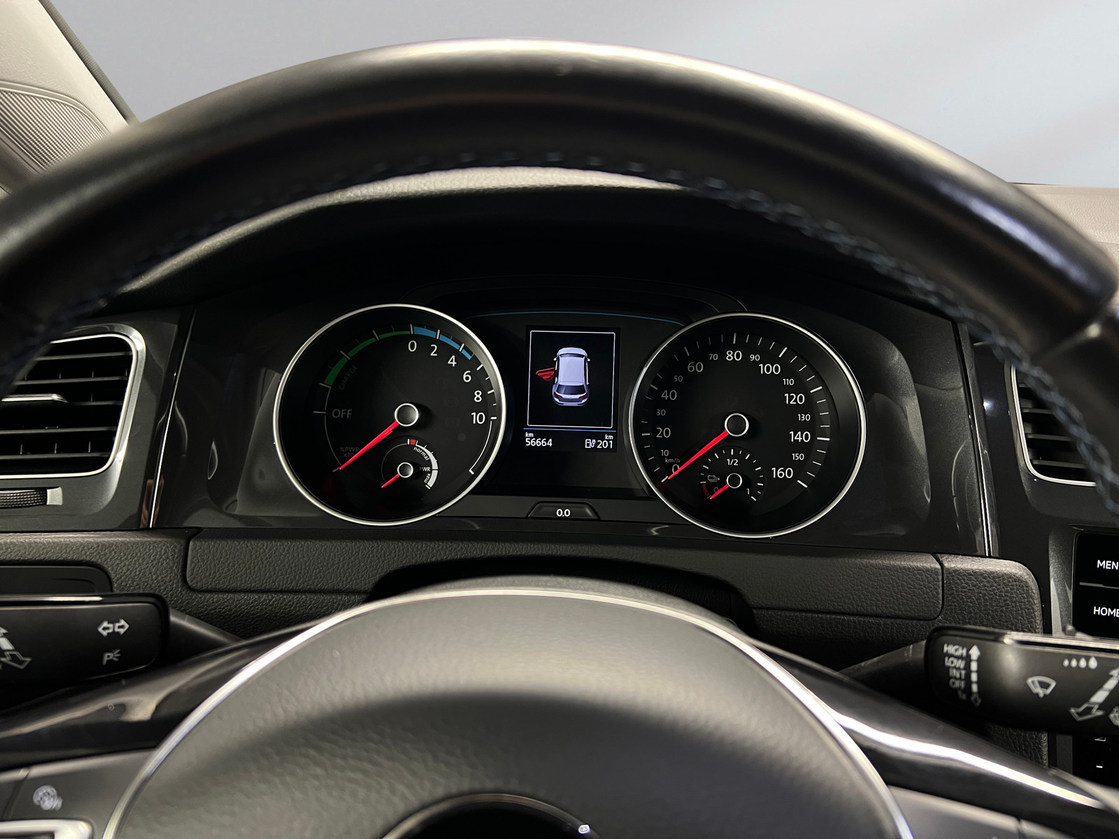 Volkswagen Golf   image17