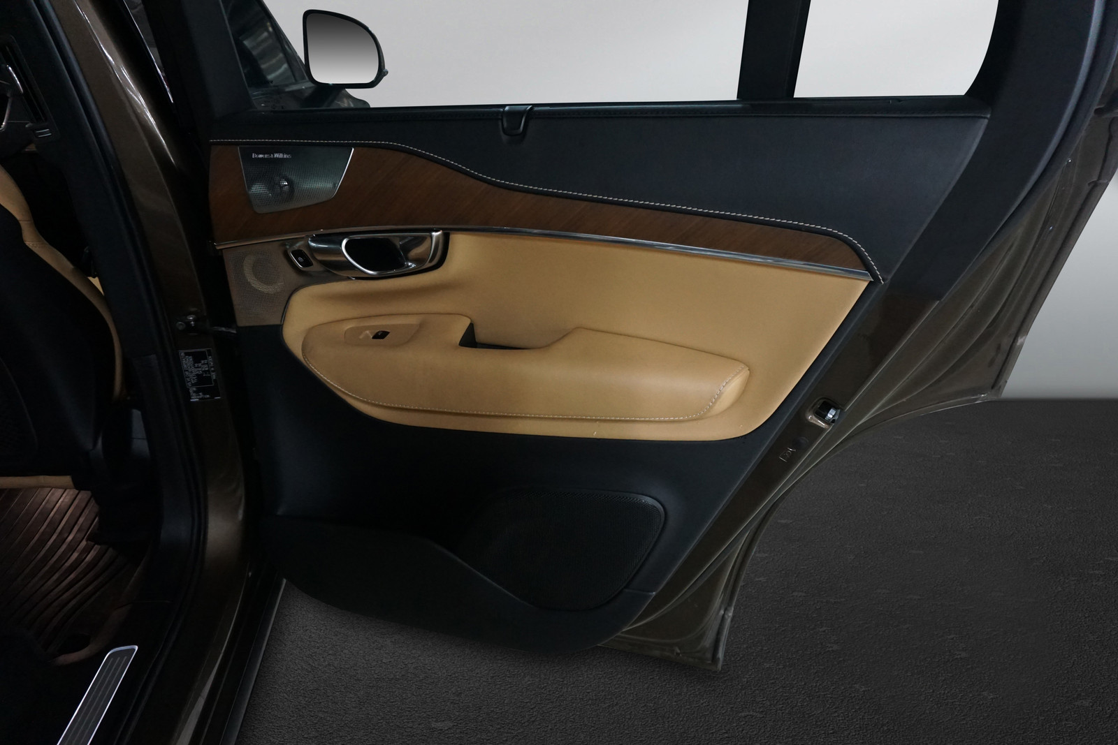 Volvo XC90   image17