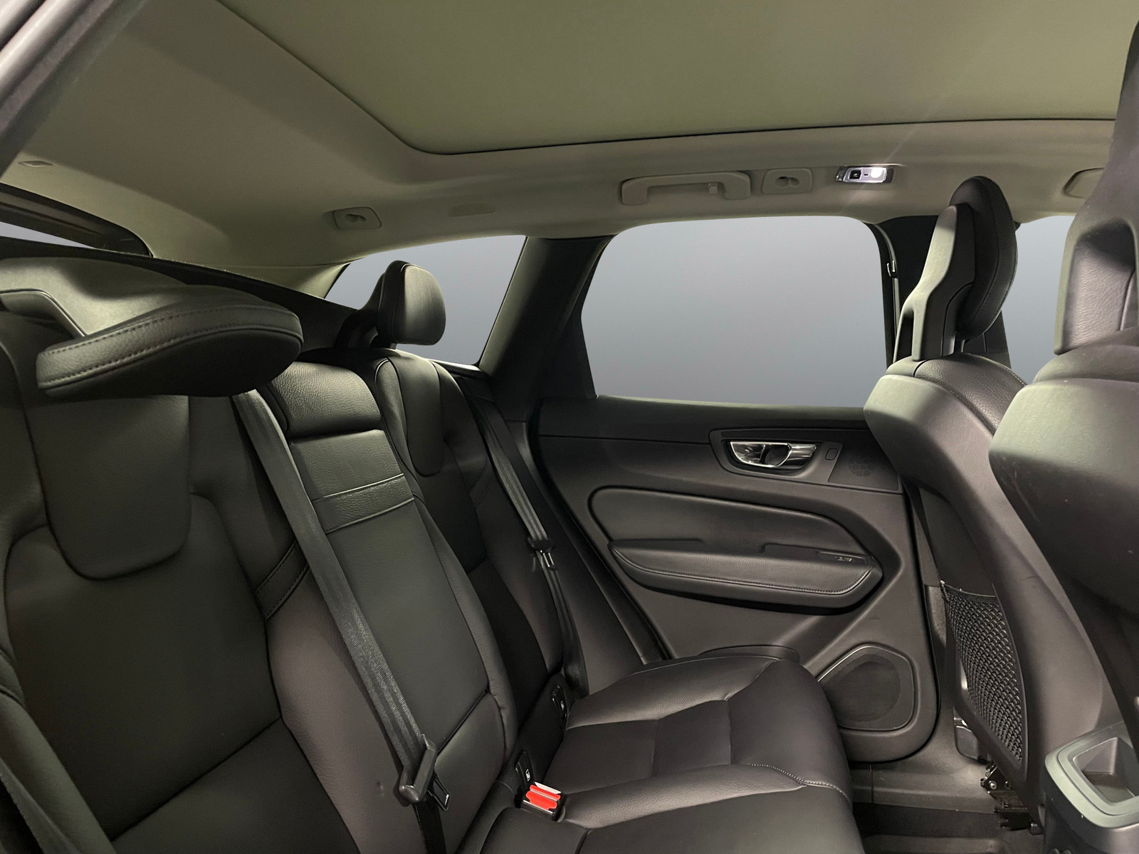 Volvo XC 60   image19