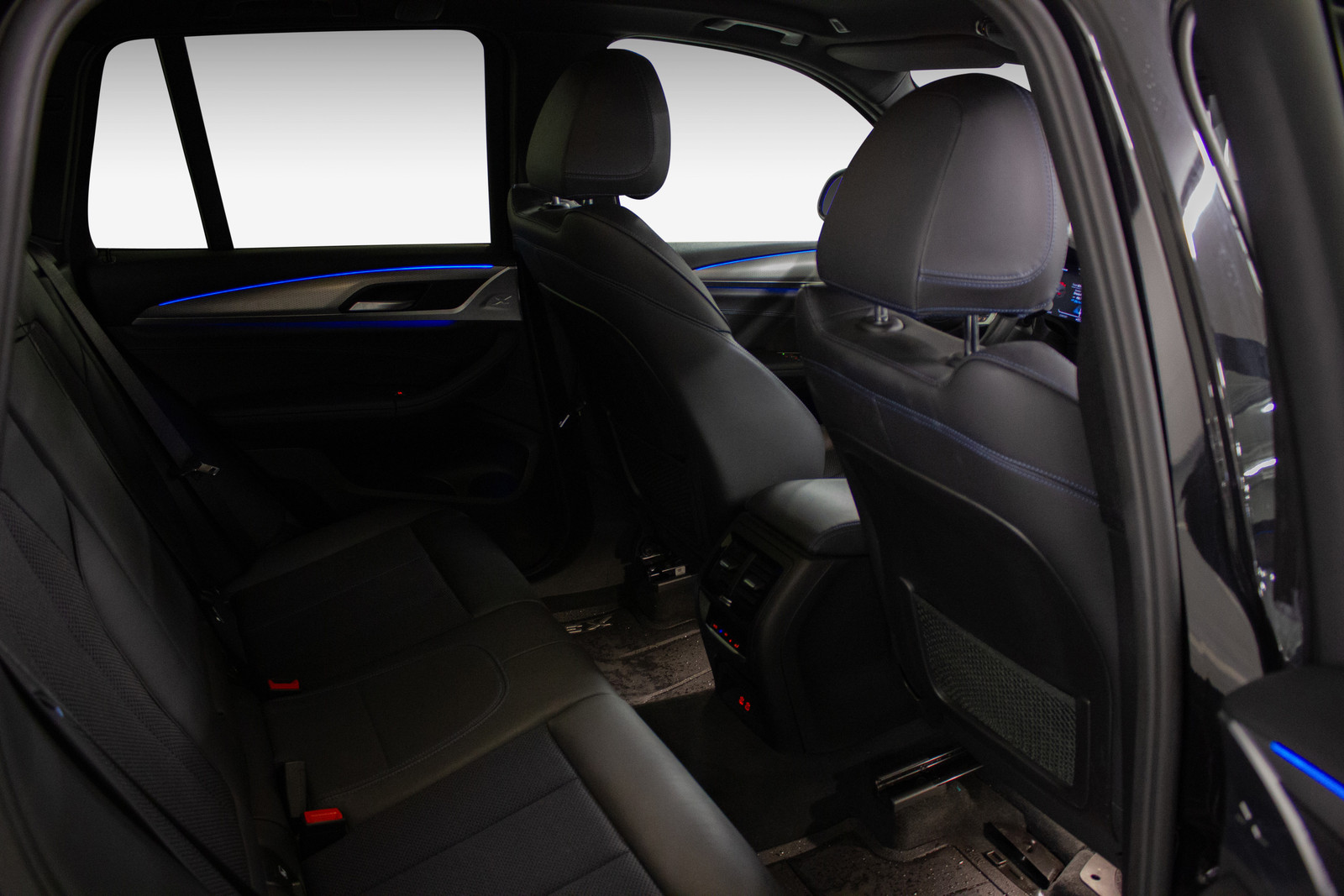 BMW X3   image20