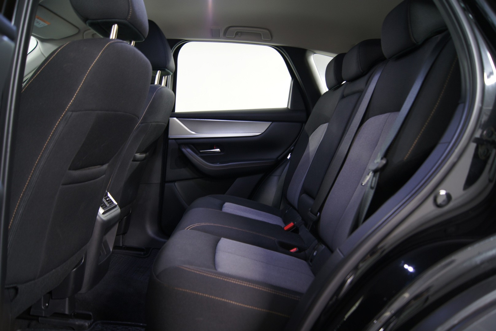 Mazda CX-60   image21