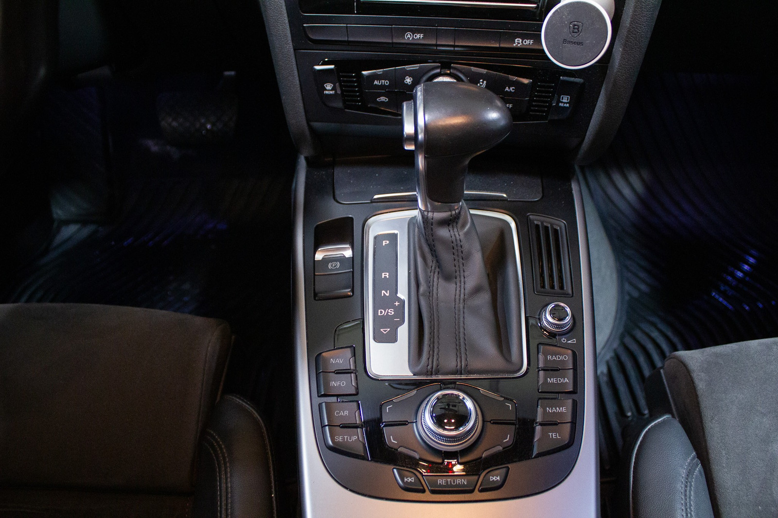 Audi A4 allroad   image21