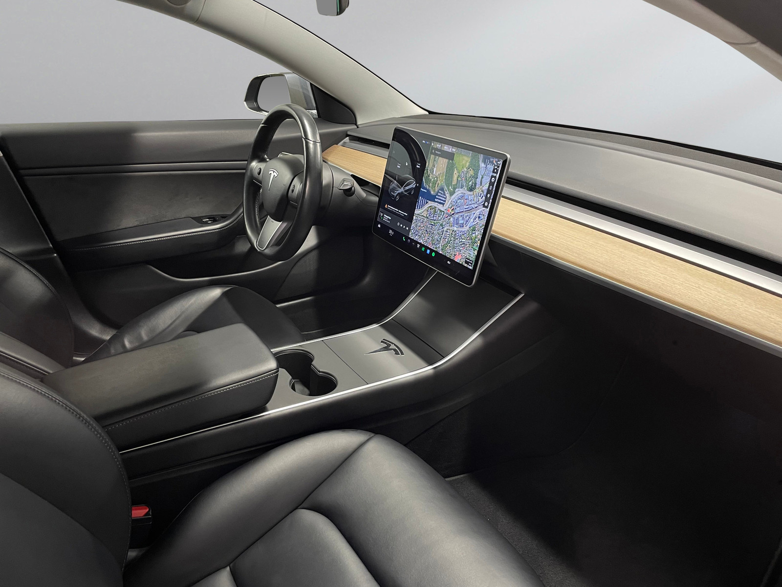 Tesla Model 3   image22