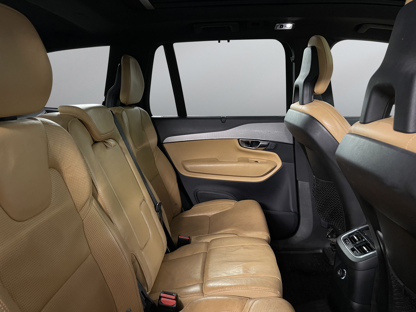 Volvo XC90   image22