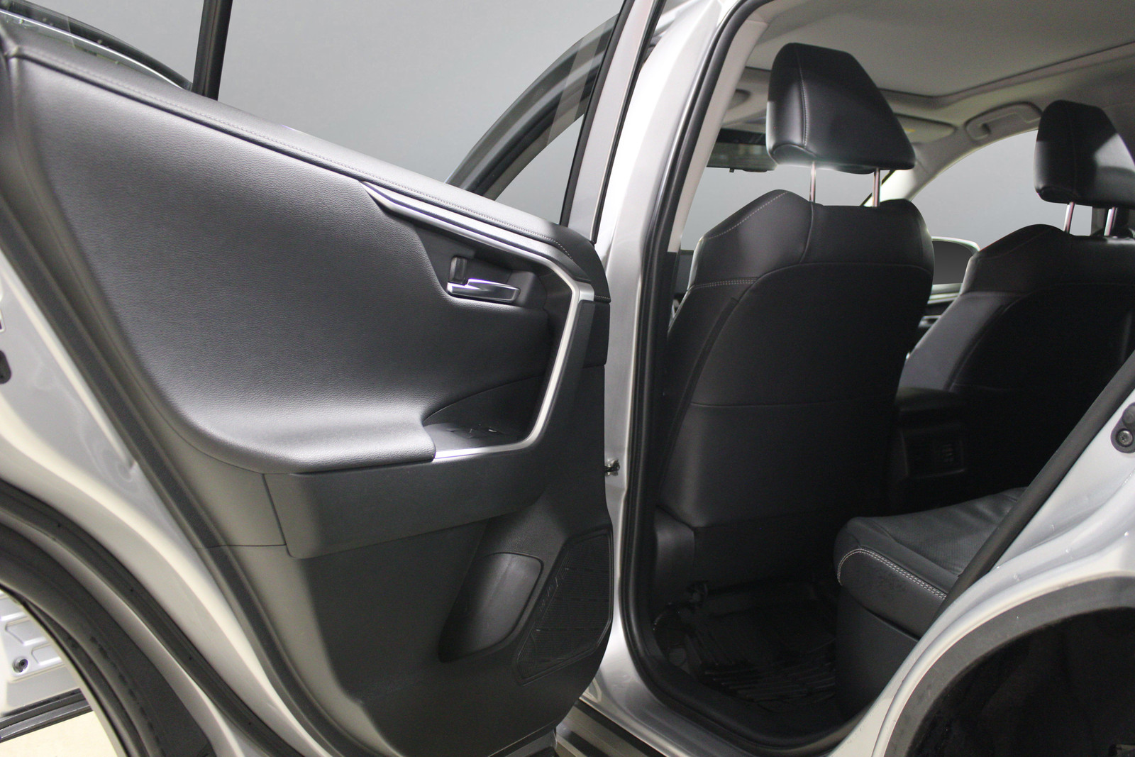 Toyota RAV4   image22