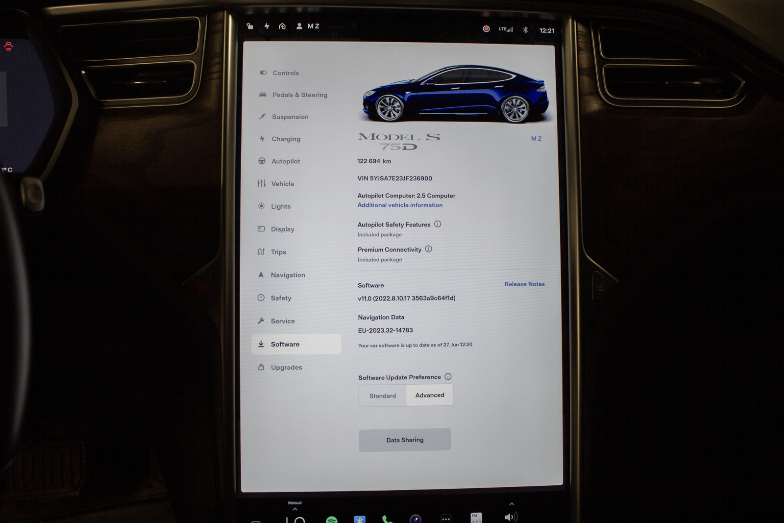 Tesla Model S   image22