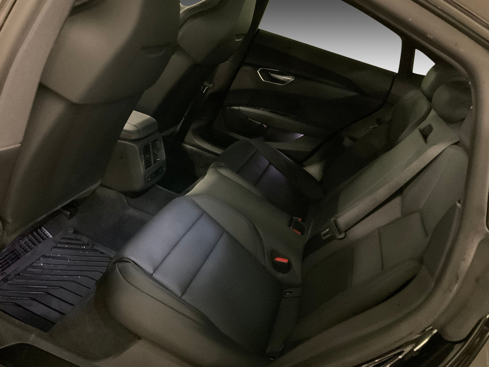 Audi E-tron GT   image22