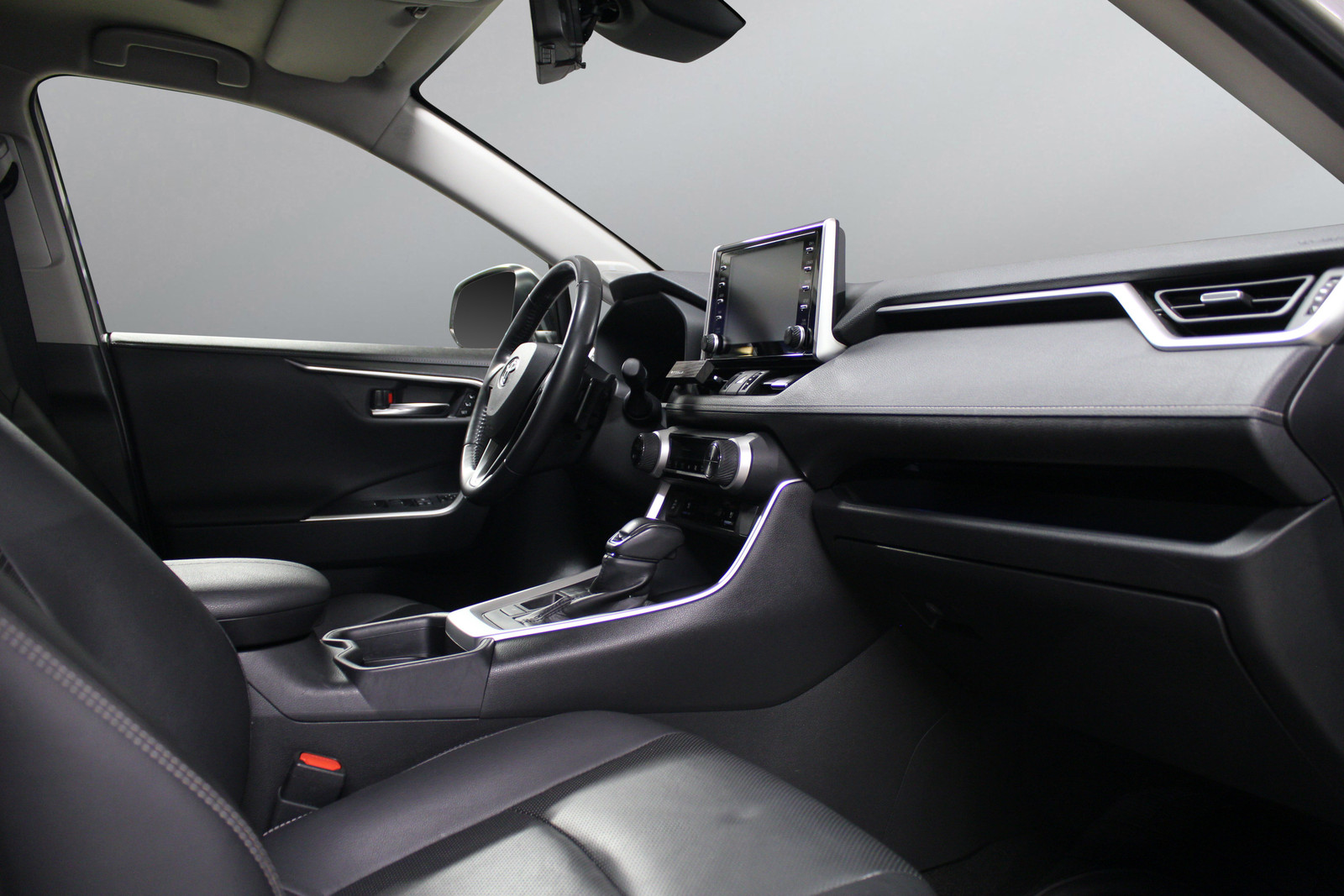 Toyota RAV4   image23