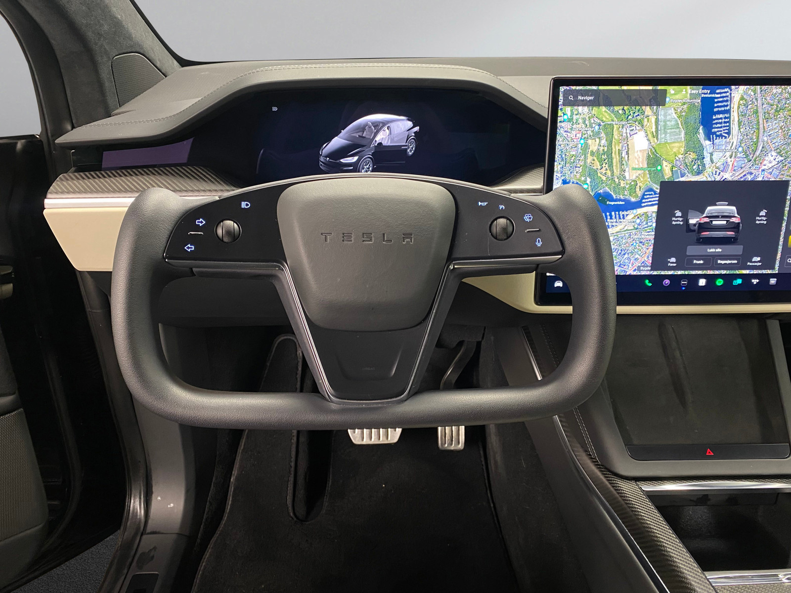 Tesla Model X   image23