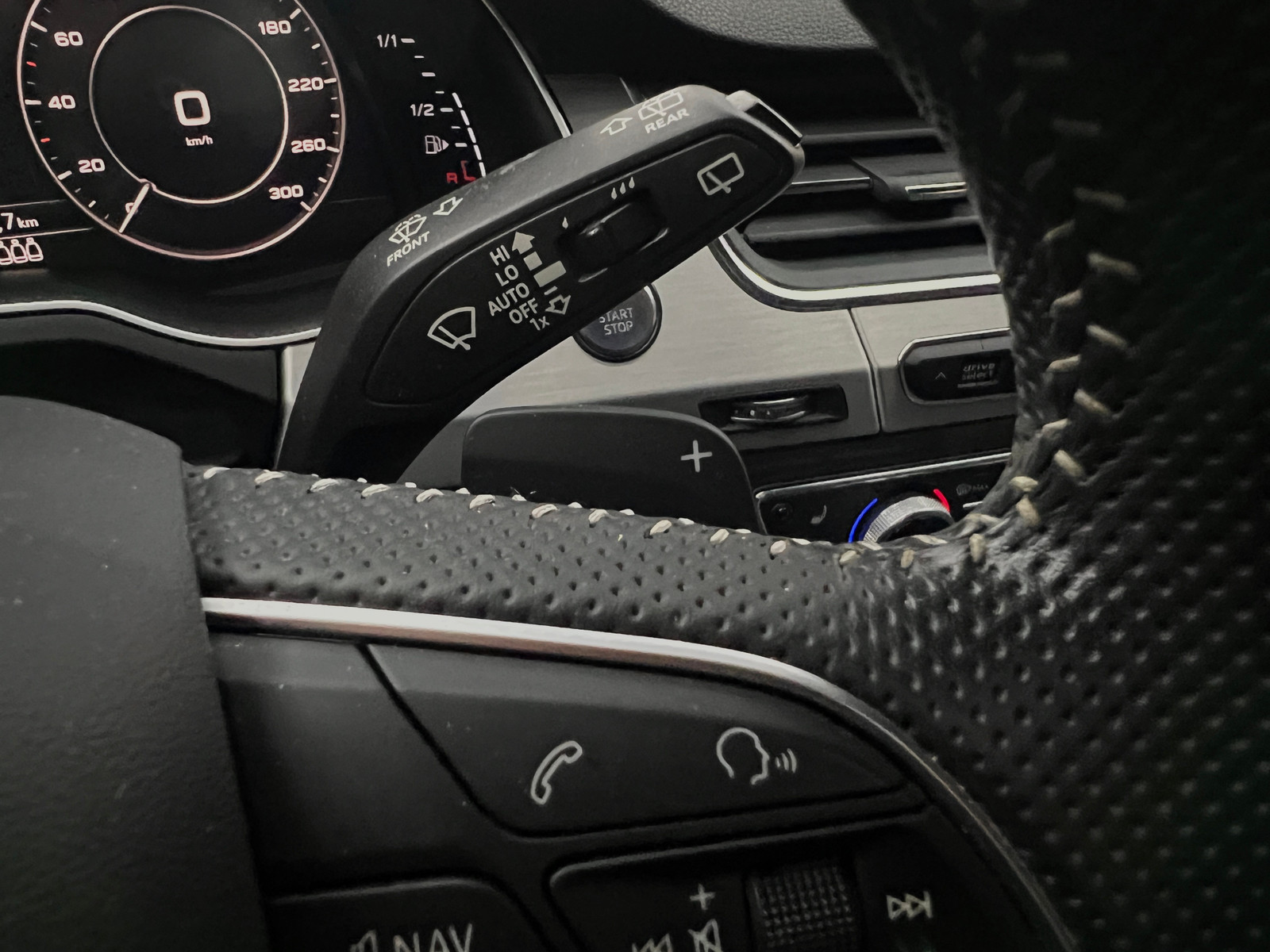 AUDI Q7 E TRON S-Line   image23