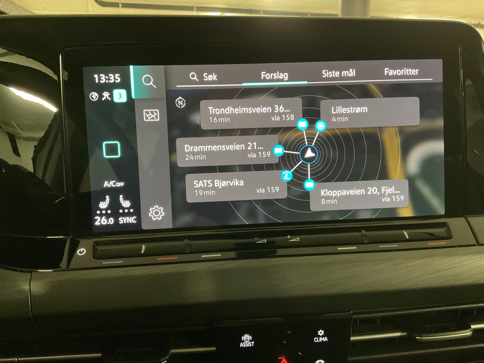 Volkswagen Golf   image23