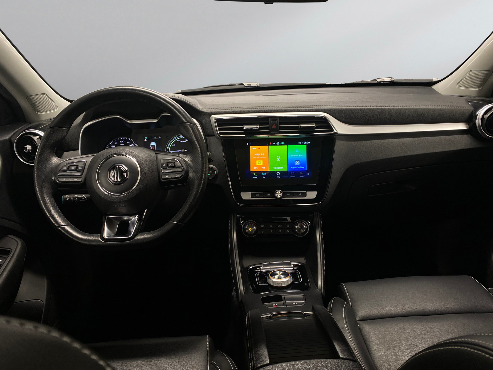 MG ZS EV   image24