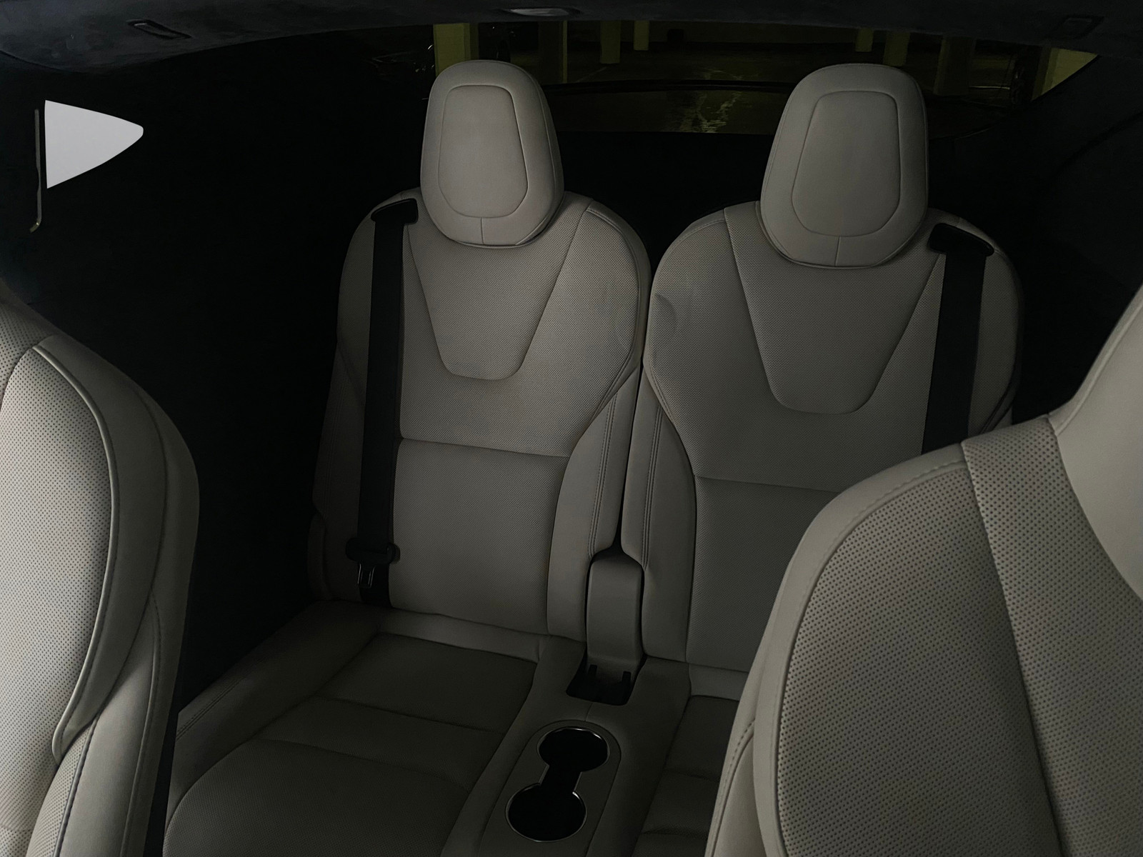 Tesla Model X   image25
