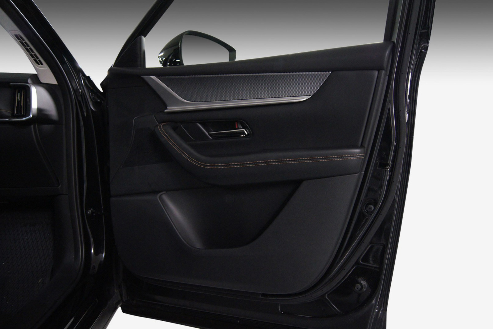 Mazda CX-60   image26