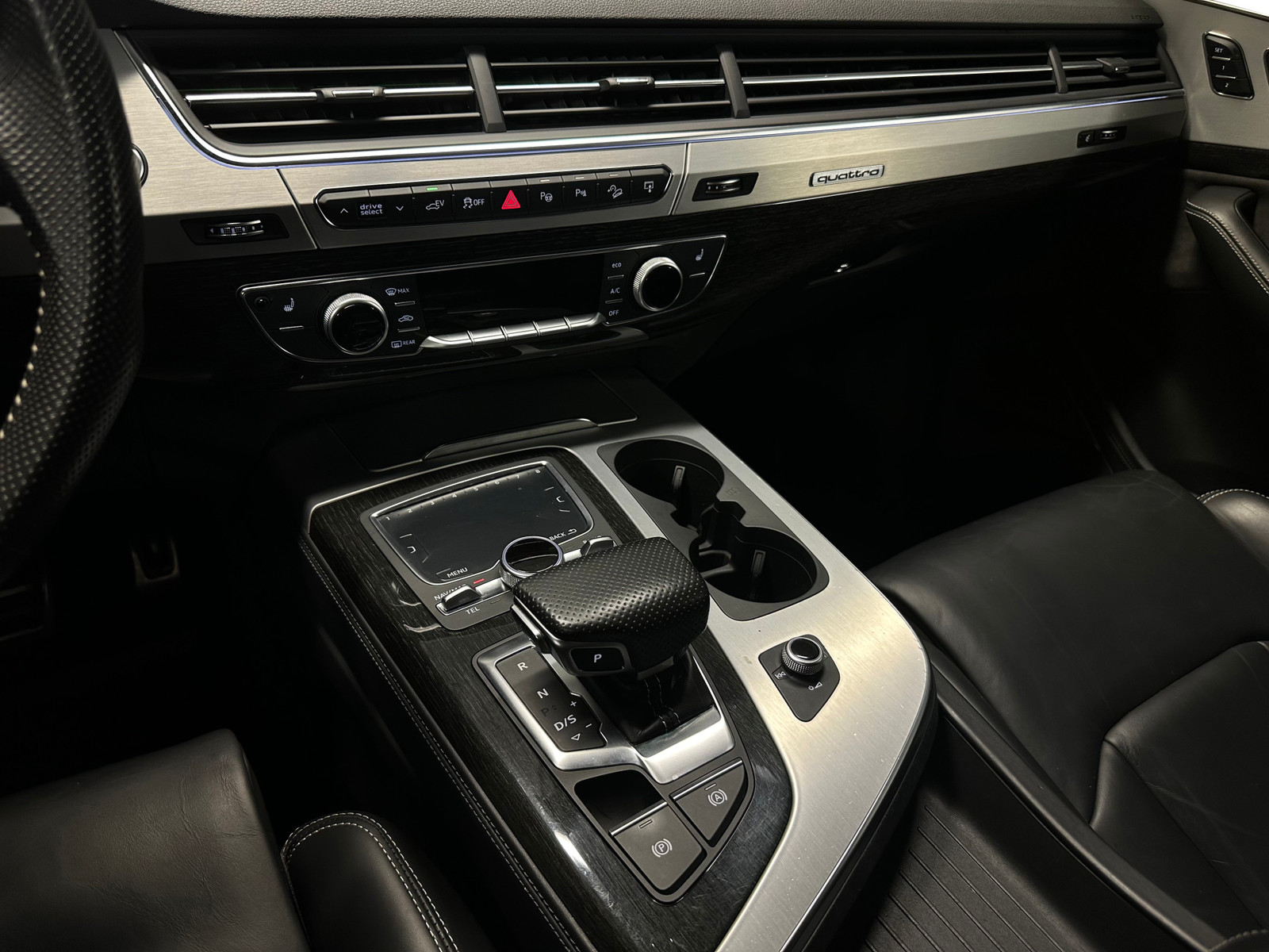 Audi Q7   image26