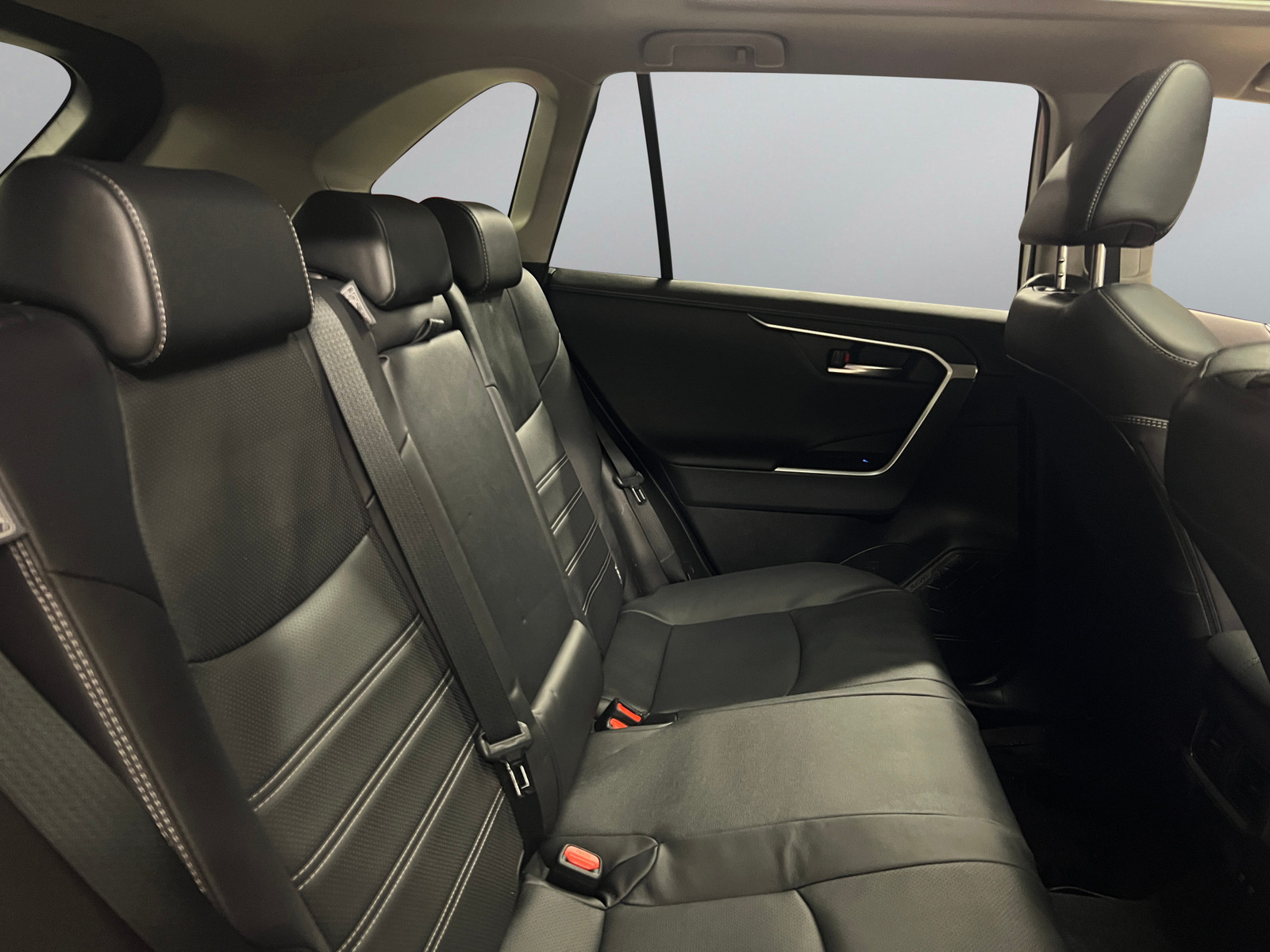 Toyota RAV4   image27