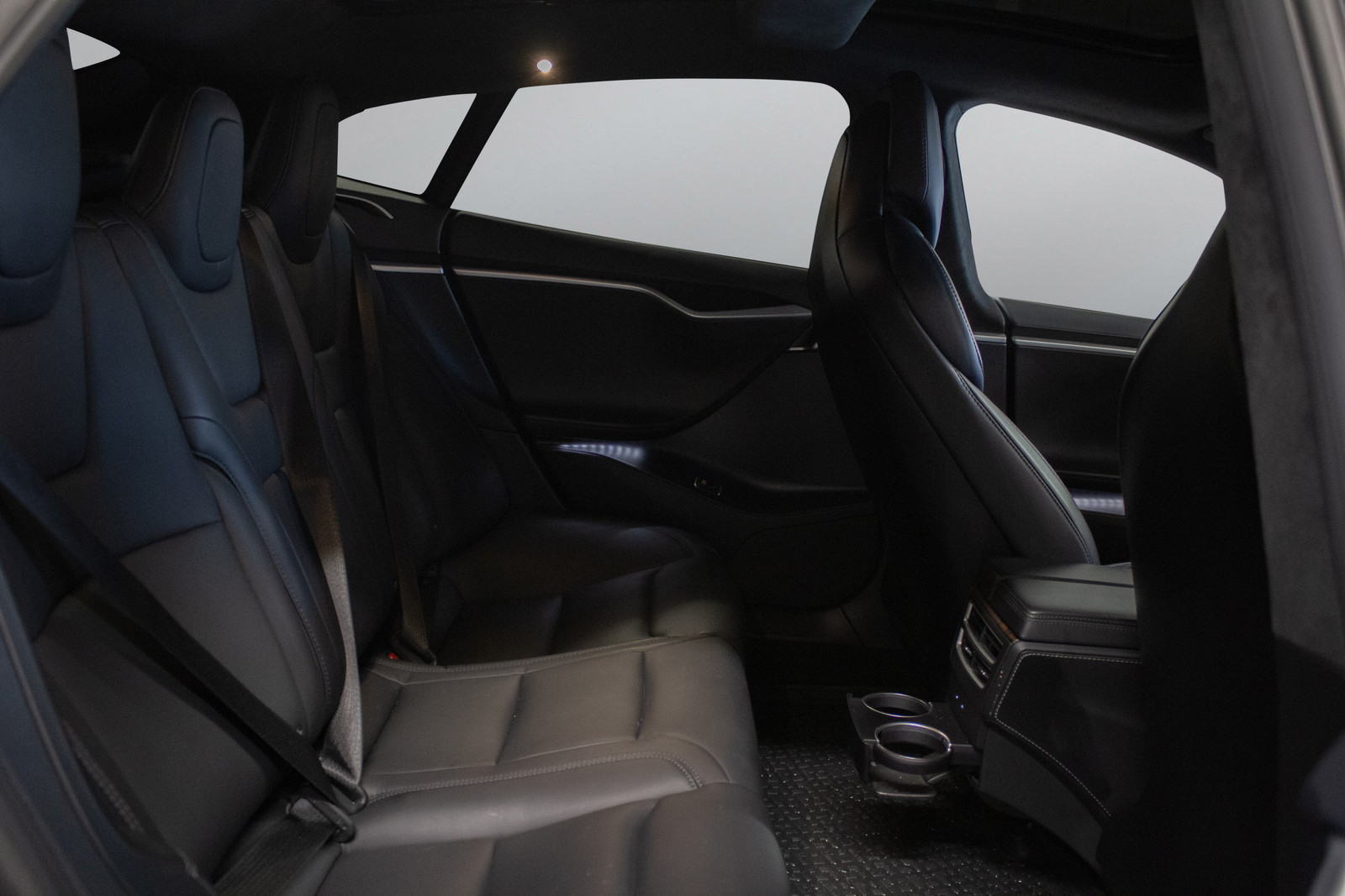 Tesla Model S   image27