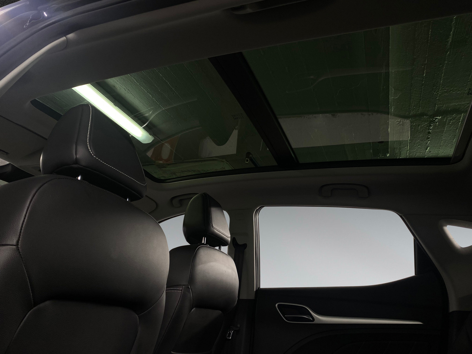 MG ZS EV   image27