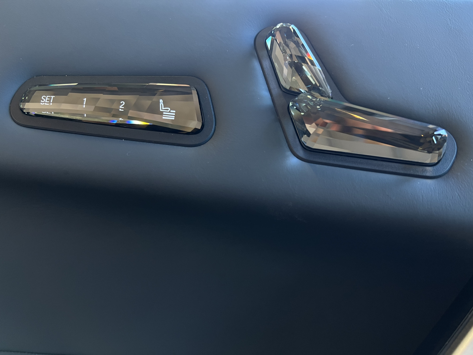 BMW iX xDrive 50   image27