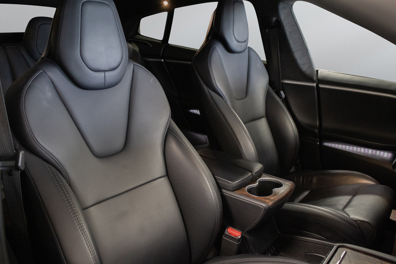 Tesla Model S   image29