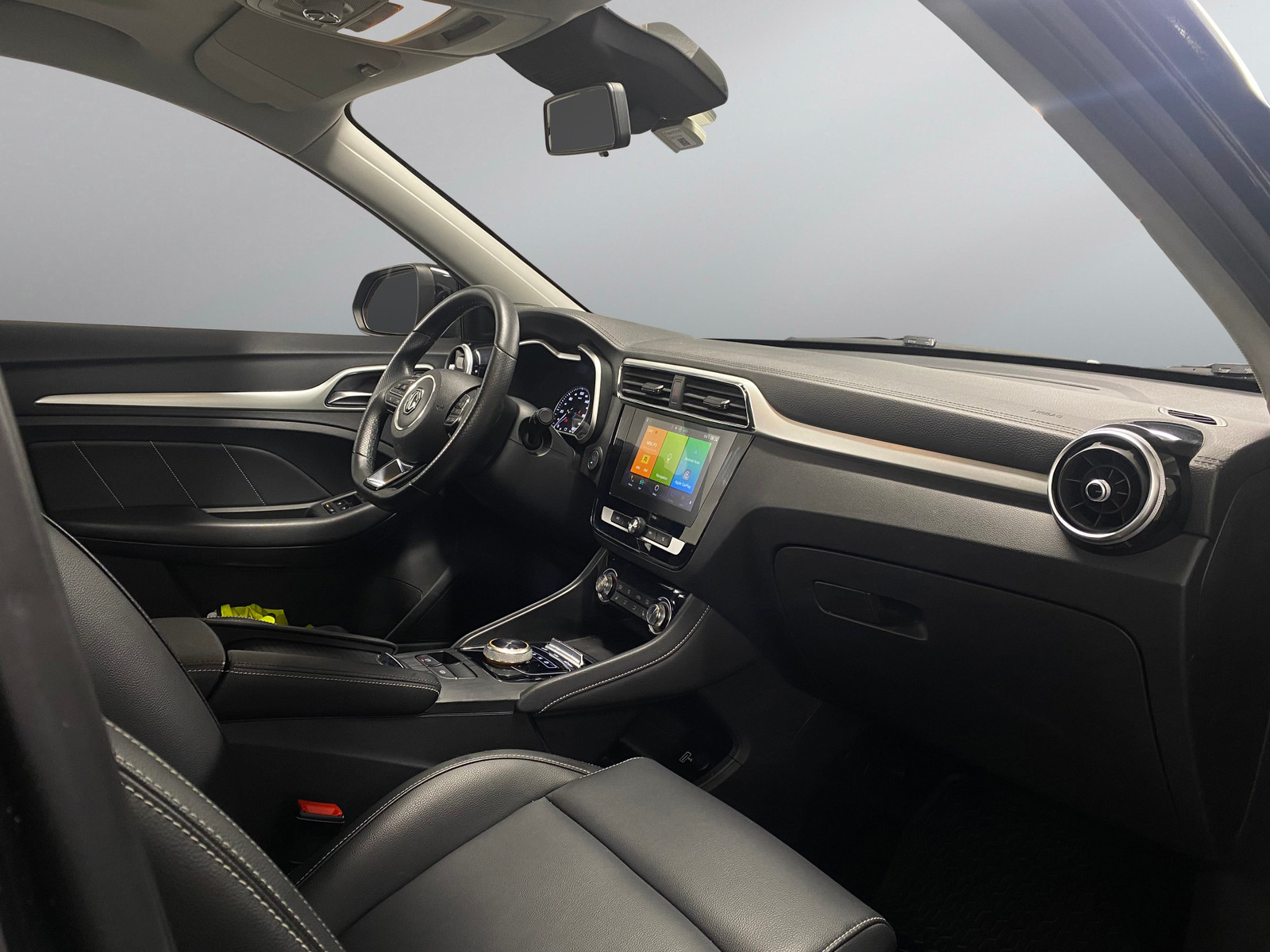 MG ZS EV   image31