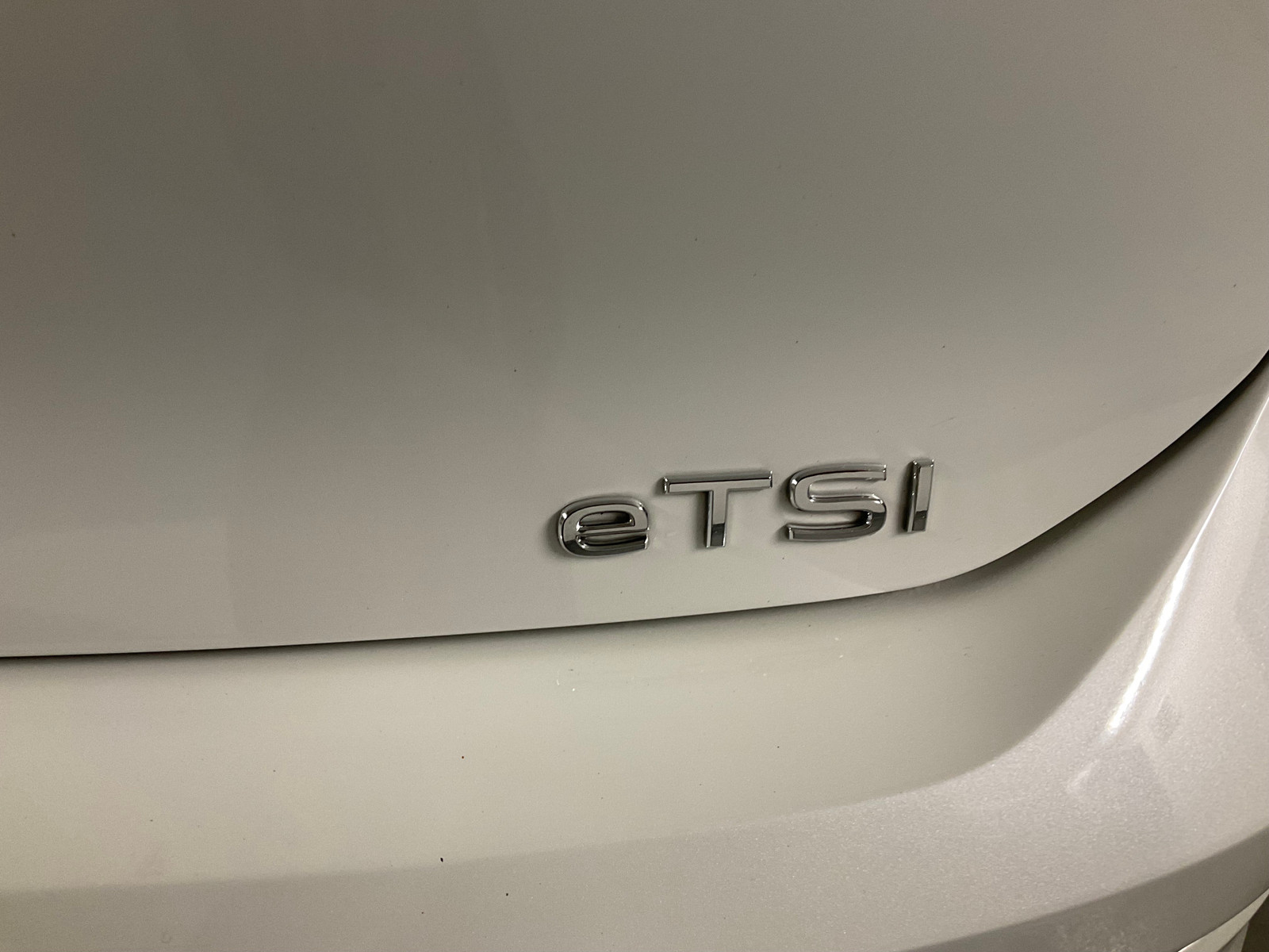 Volkswagen Golf   image32