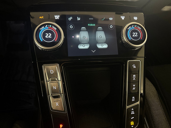 Jaguar I-Pace   image33