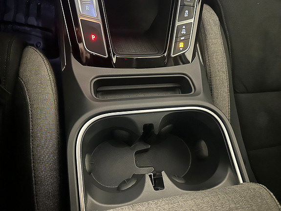 Jaguar I-Pace   image34