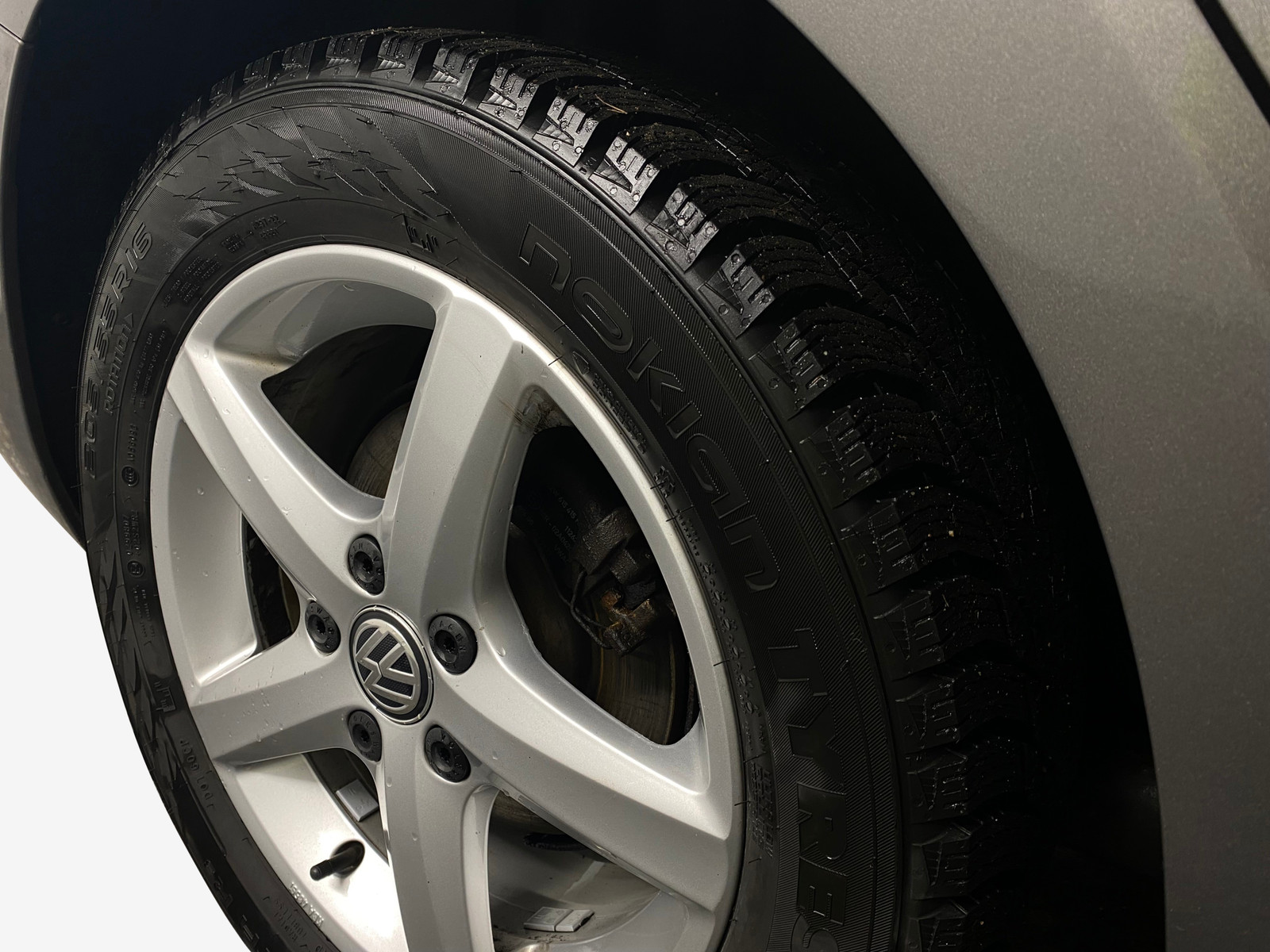 Volkswagen Golf   image35