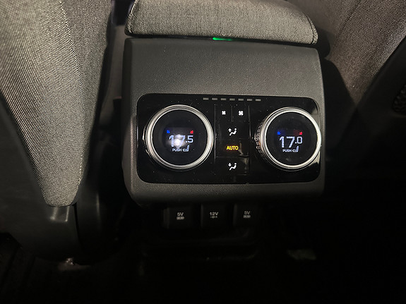 Jaguar I-Pace   image35