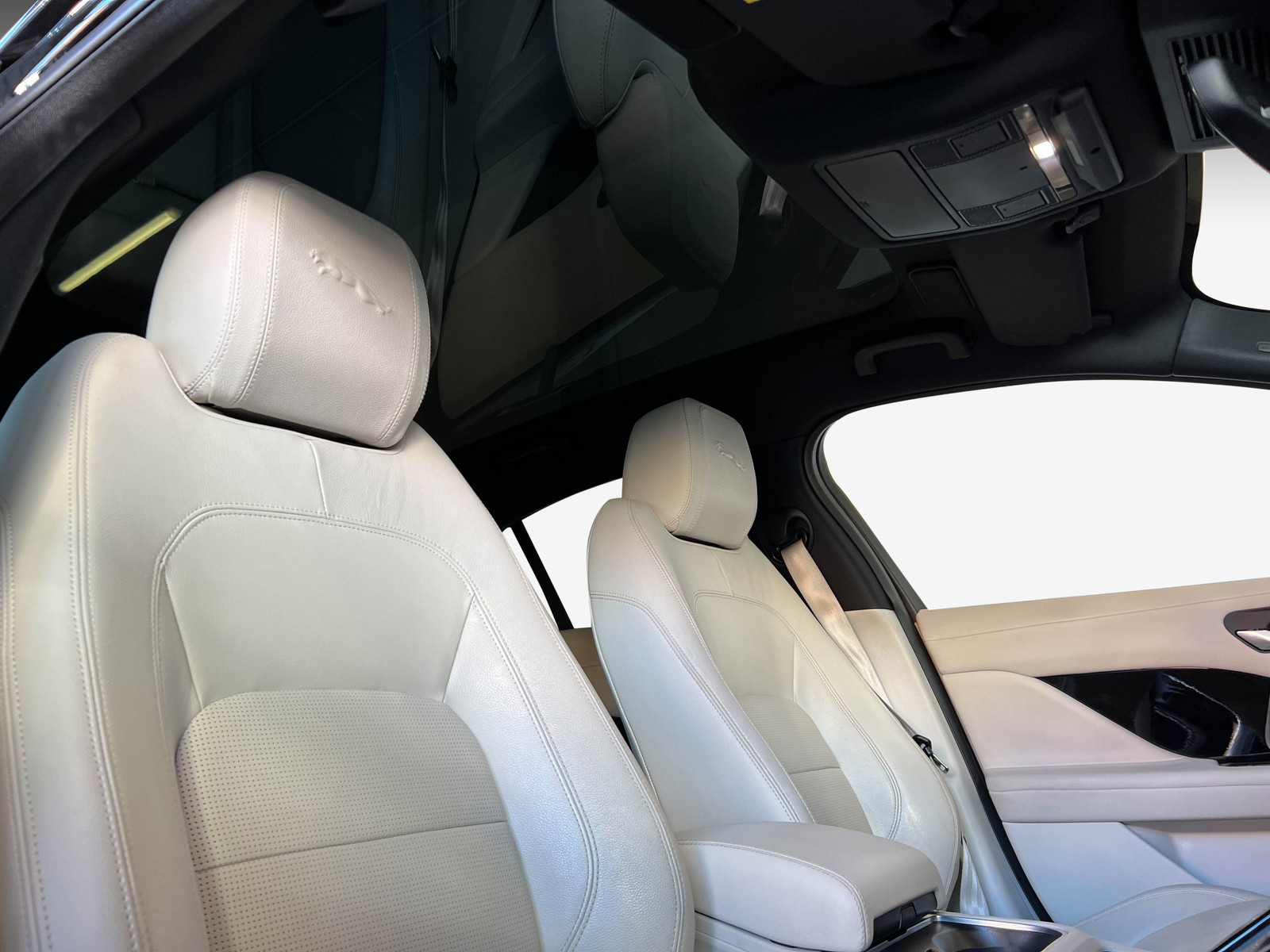 Jaguar I-PACE   image35