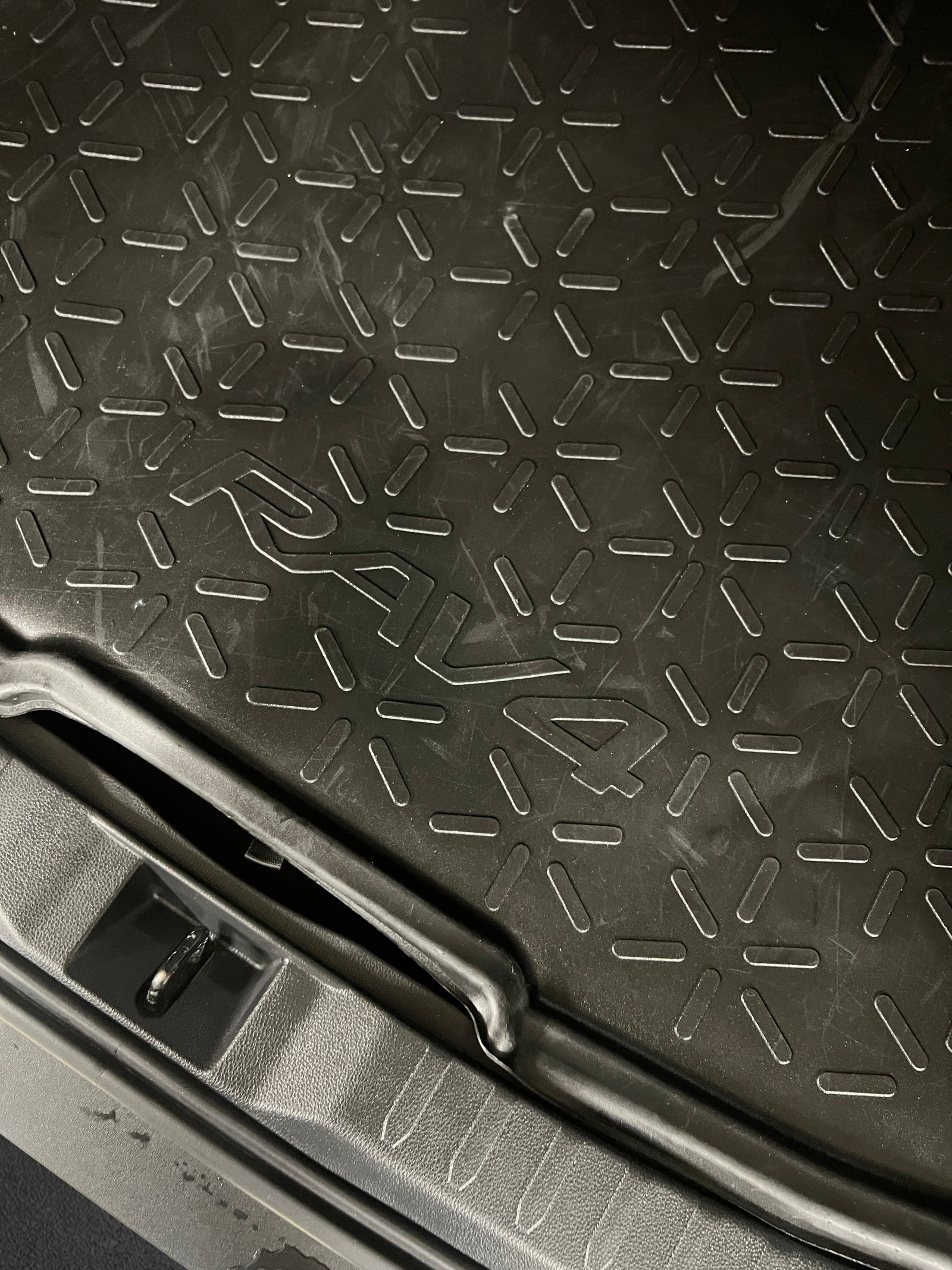 Toyota RAV4   image39