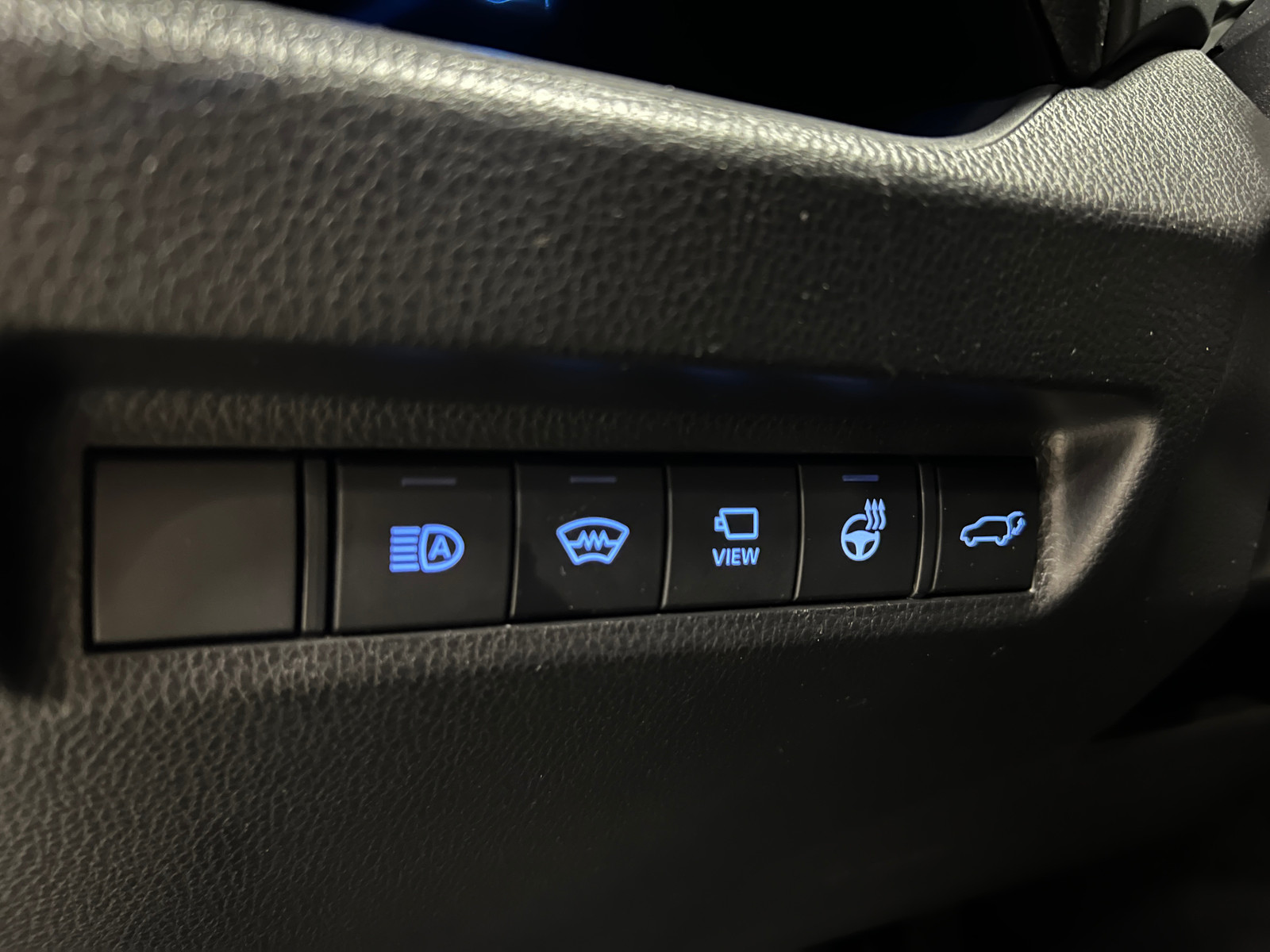 Toyota RAV4   image41