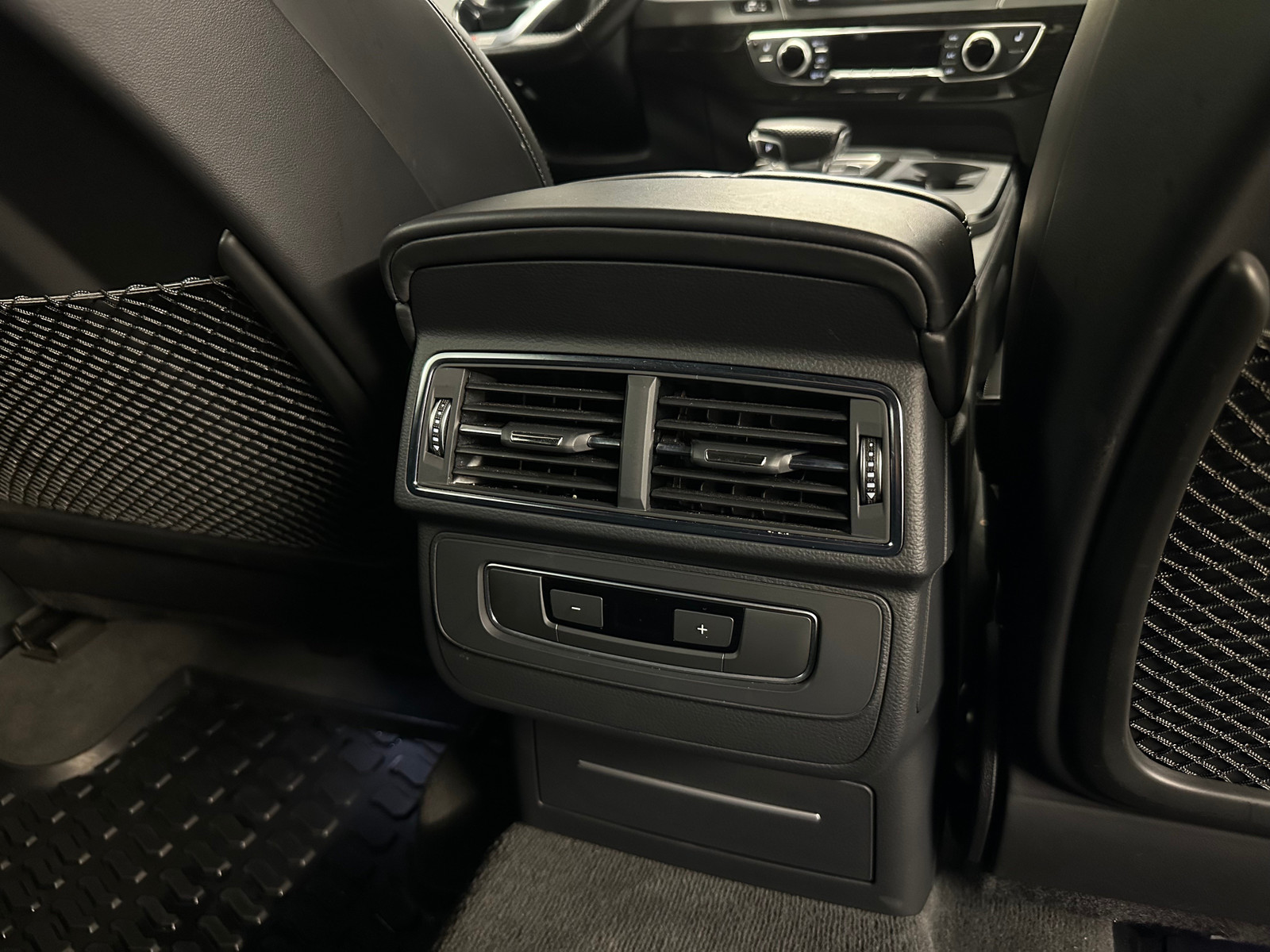 Audi Q7   image41