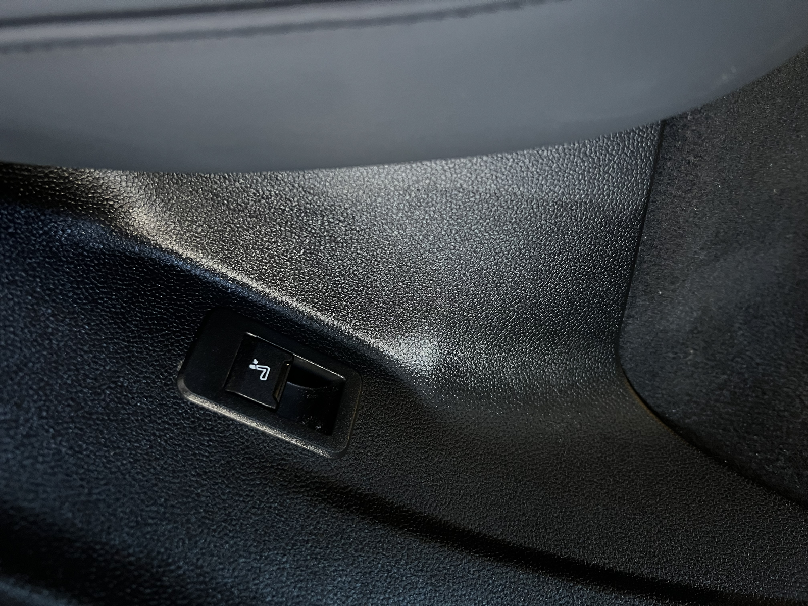 BMW iX xDrive 50   image41