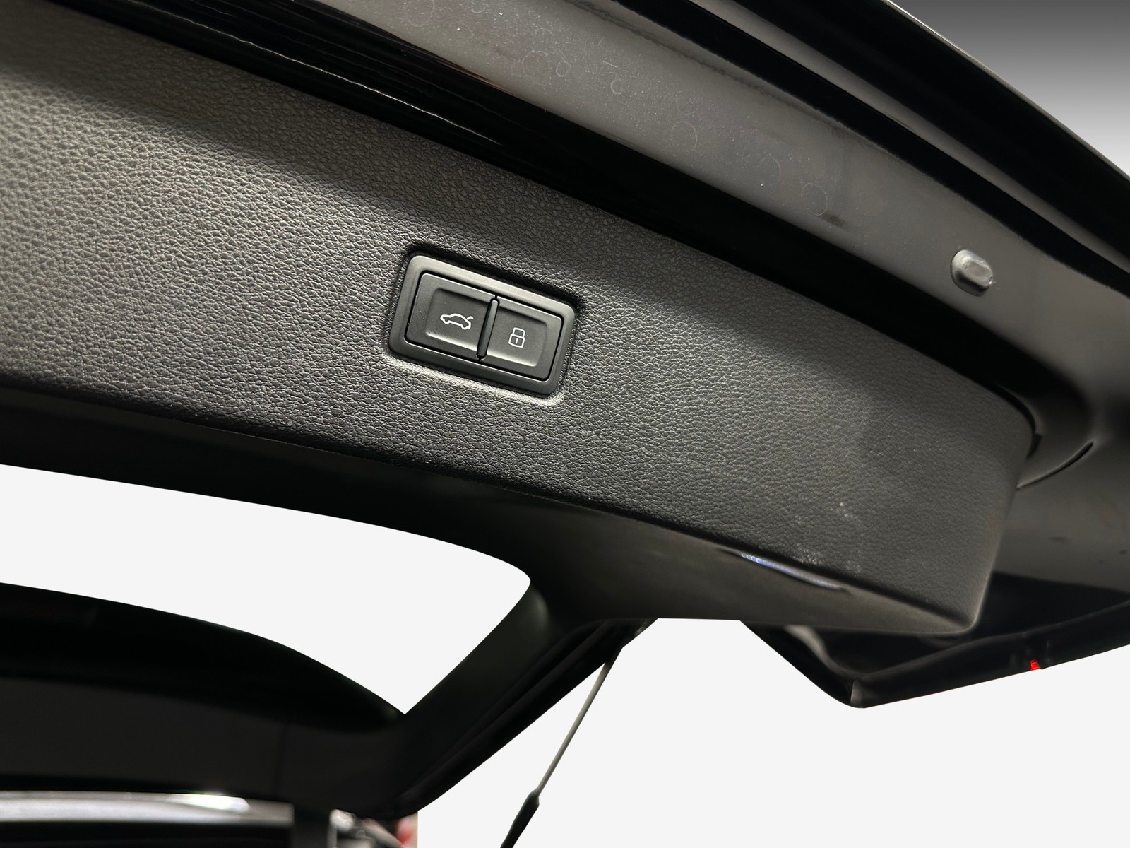 Audi Q7   image43