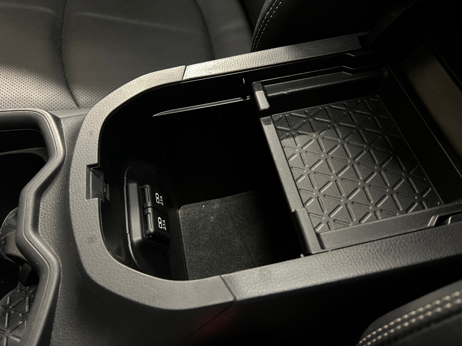 Toyota RAV4   image43