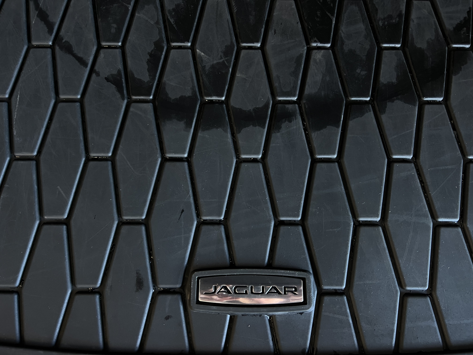 Jaguar I-PACE   image47