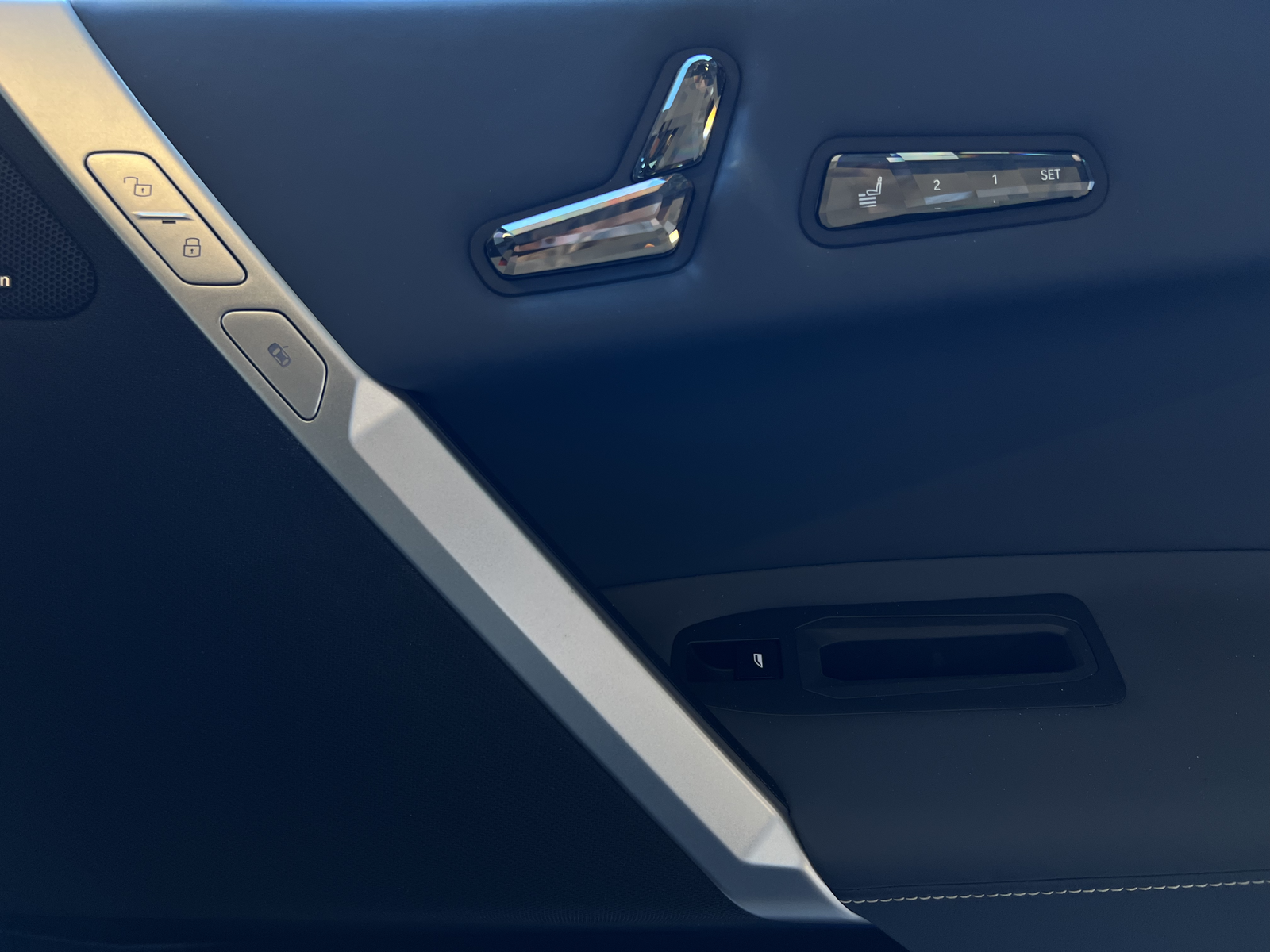 BMW iX xDrive 50   image49