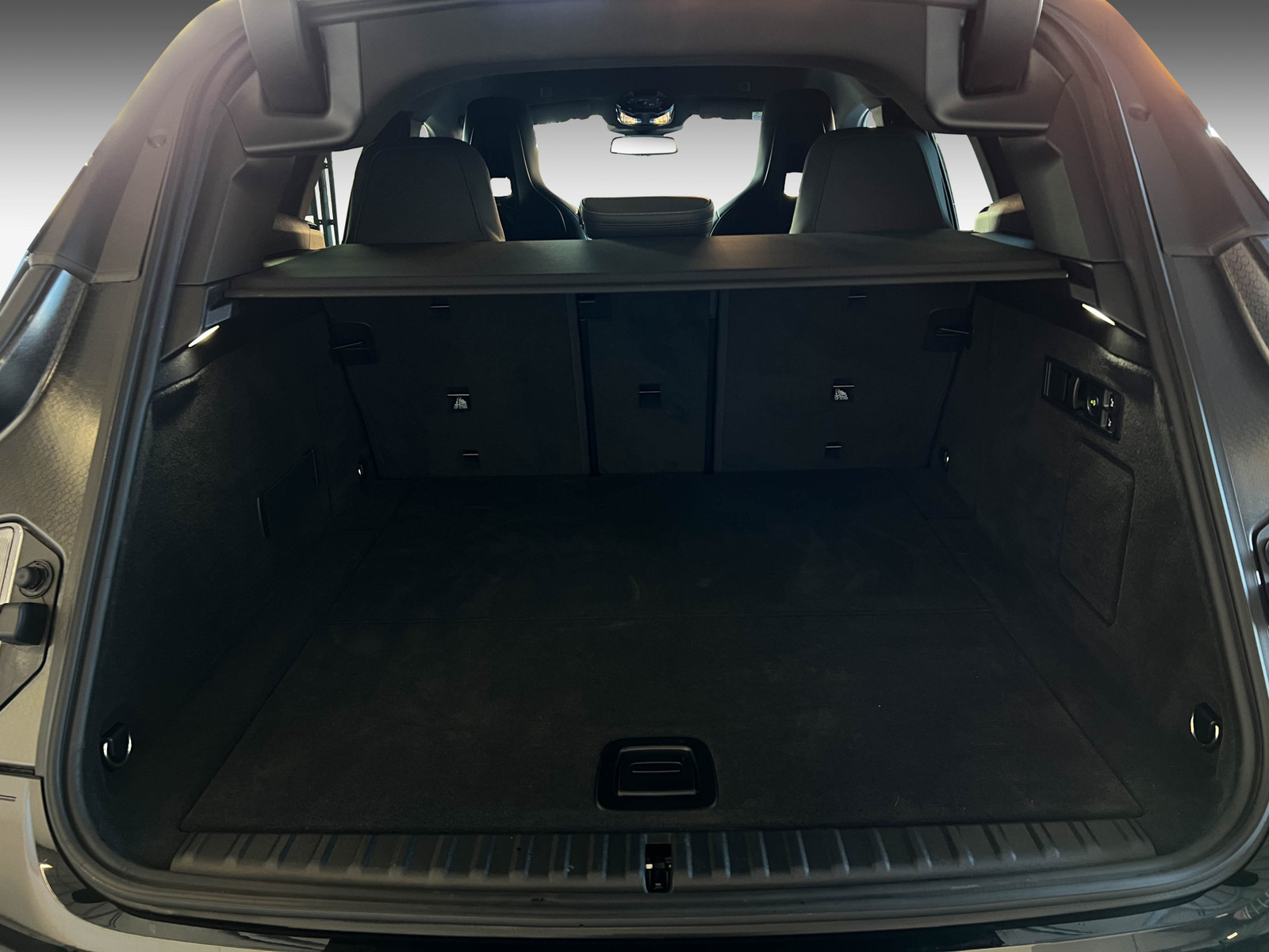BMW iX xDrive 50   image51